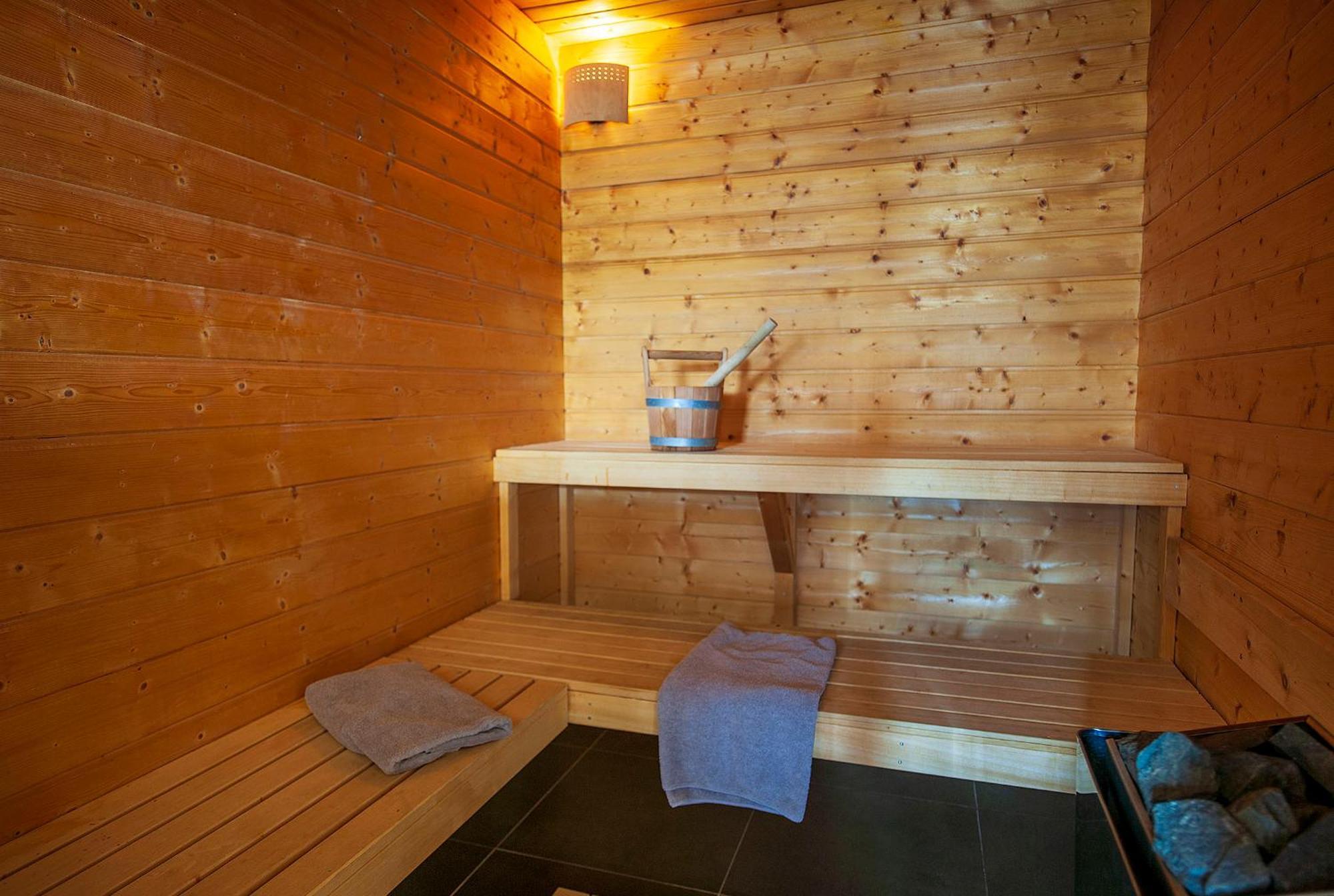 Les Chalets De La Marcairie Мецраль Экстерьер фото