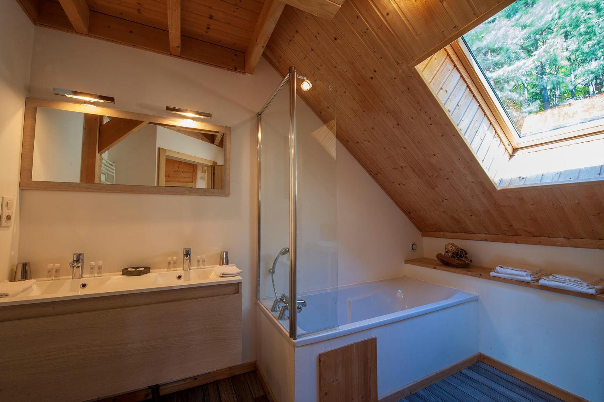 Les Chalets De La Marcairie Мецраль Экстерьер фото